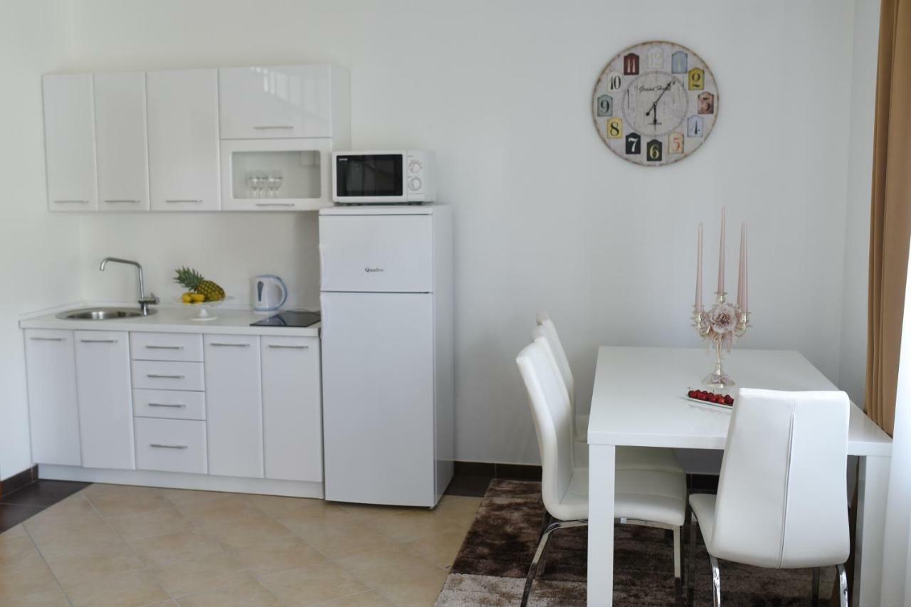 Apartman Лівно Екстер'єр фото