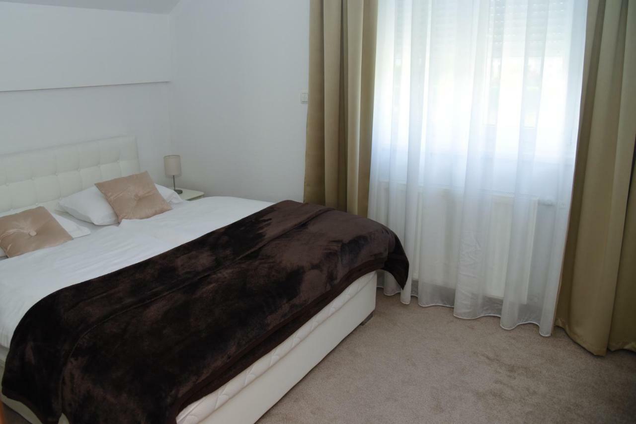 Apartman Лівно Екстер'єр фото